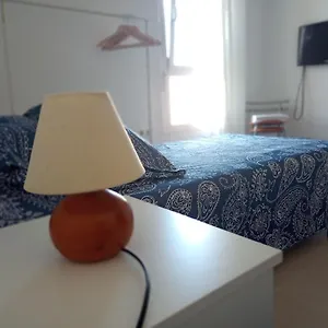 https://habitacin-econmica-y-acogedora-a-10-de-cdiz.es-andalucia.com
