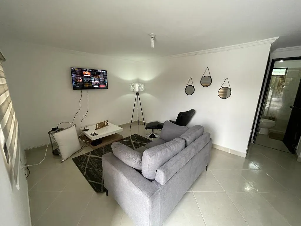 Apartamento Acogedor Apartamento A 5 Minutos Del Parque Comercial El Tesoro En El Poblado Medellín
